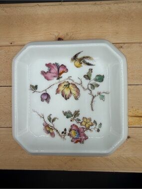 Wedgwood Swallow Bone China Trinket Dish England Floral Bird Pin Tray 5 Inch